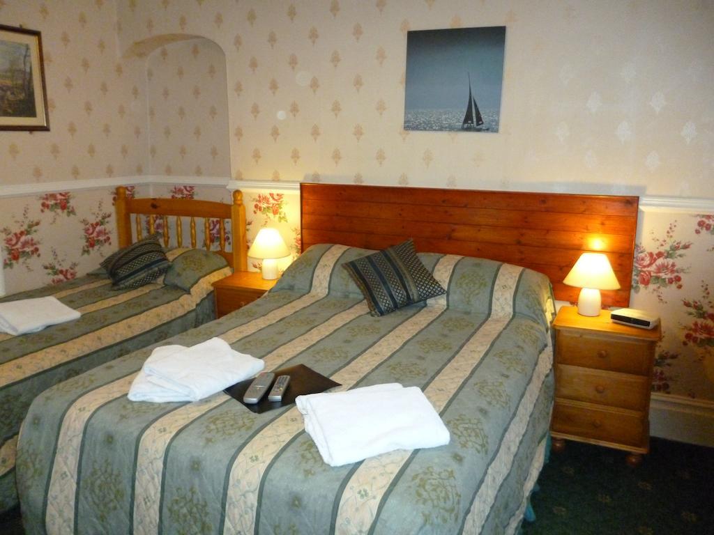 Weybourne Guest House Tenby Δωμάτιο φωτογραφία